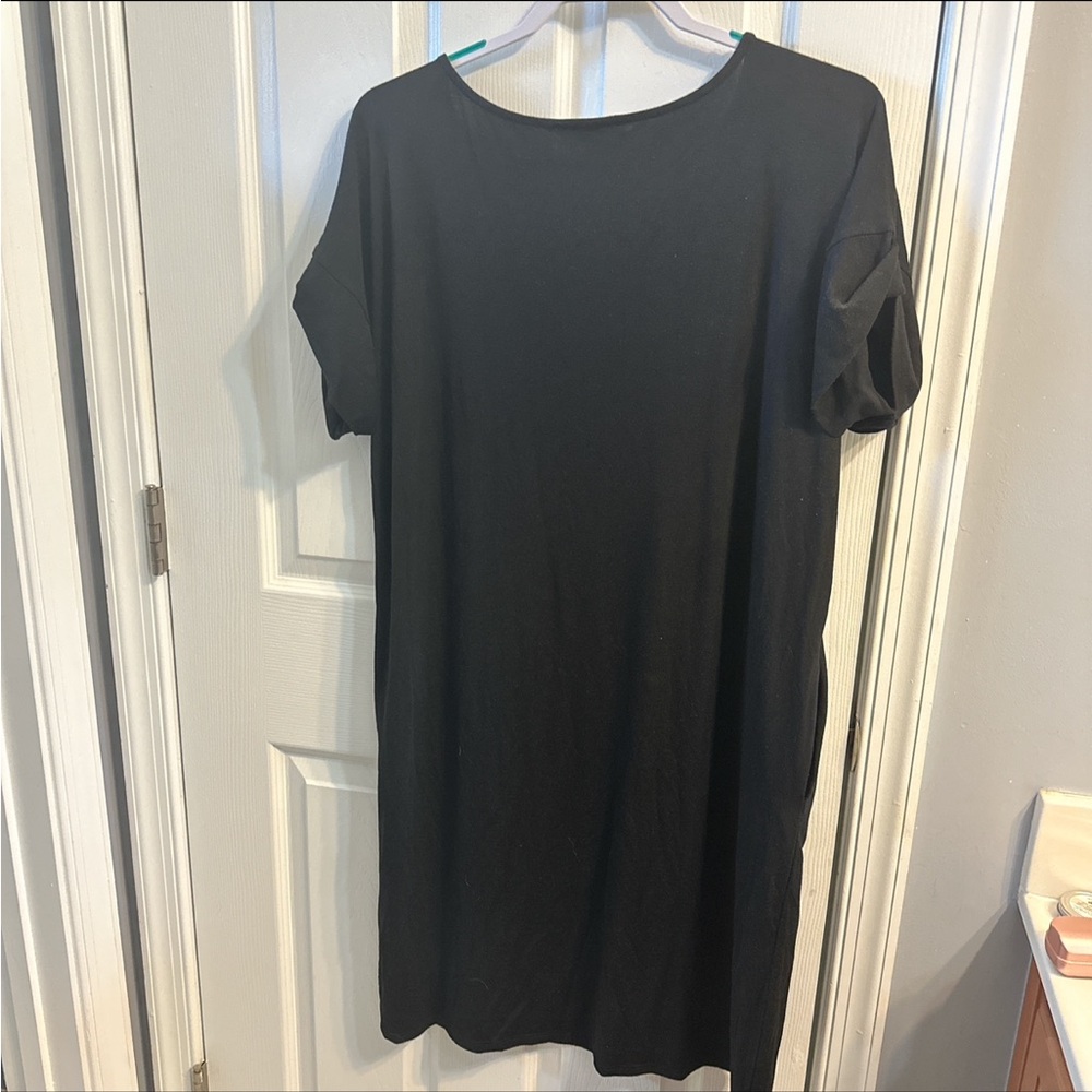 Zenana Black T-Shirt Dress with pockets --Women's XL - Picture 2 of 3